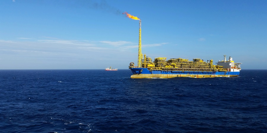 TotalEnergies demobilizes its floating LNG terminal in Le Havre