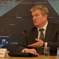 Видеомост Москва-Брюссель. В. Язев отвечает на вопросы журналистов