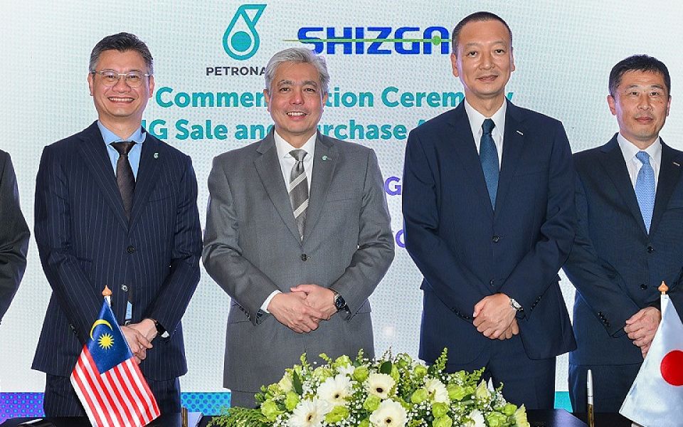 PETRONAS and Shizuoka Gas sign a new LNG supply agreement