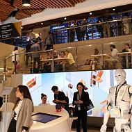 Место регистрации прессы на конференцию Think Moment